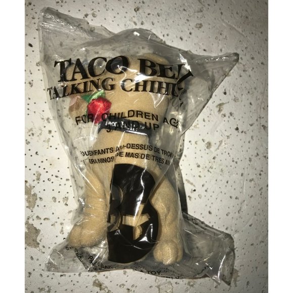 New/Sealed Taco Bell Talking Chihuahua - "I Think I'm in Love"- Works - Picture 1 of 9